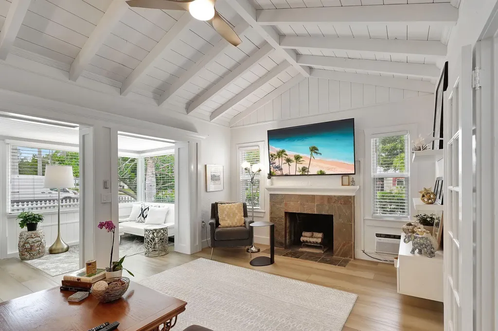 145 N Swinton Avenue Delray Beach FL 33444