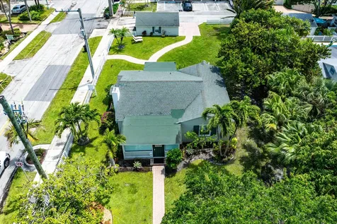145 N Swinton Avenue Delray Beach FL 33444
