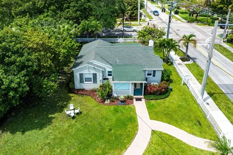 145 N Swinton Avenue Delray Beach FL 33444