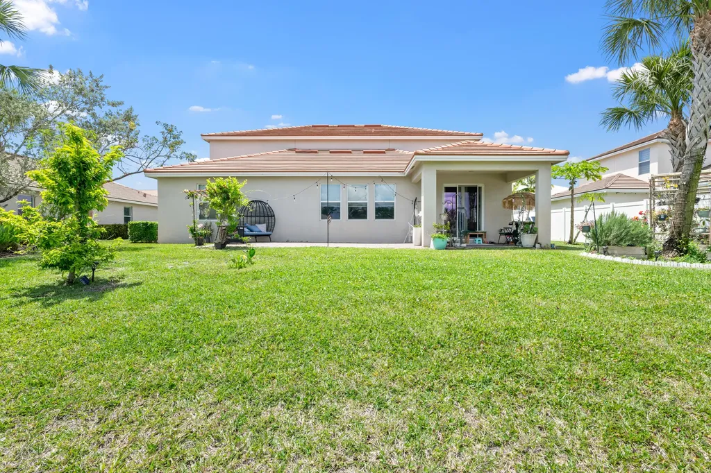 11971 Cypress Key Way Royal Palm Beach FL 33411