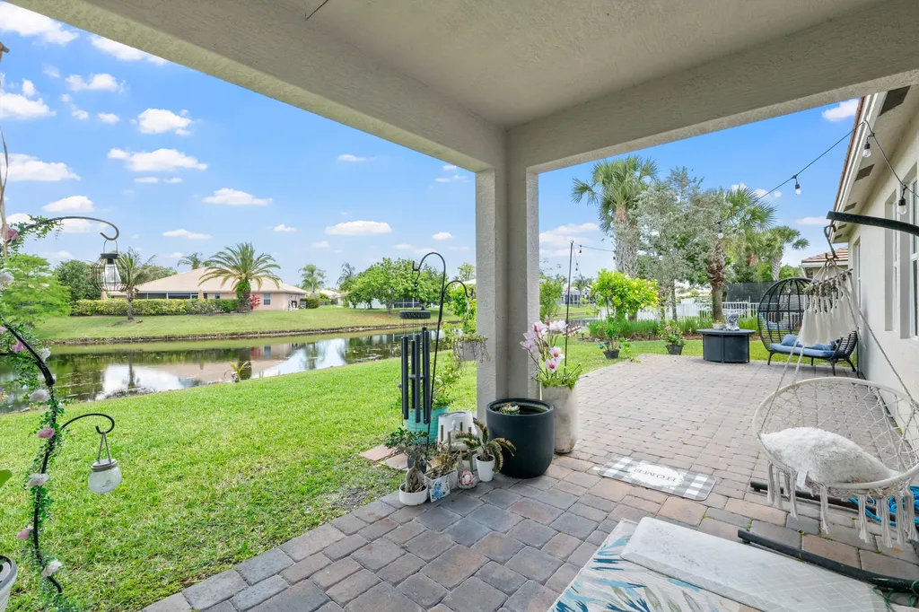 11971 Cypress Key Way Royal Palm Beach FL 33411