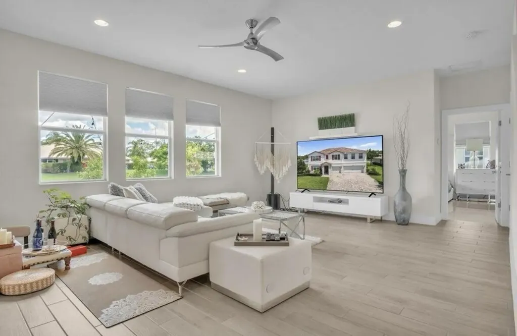11971 Cypress Key Way Royal Palm Beach FL 33411