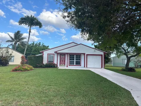 5415 Courtney Circle Boynton Beach FL 33472