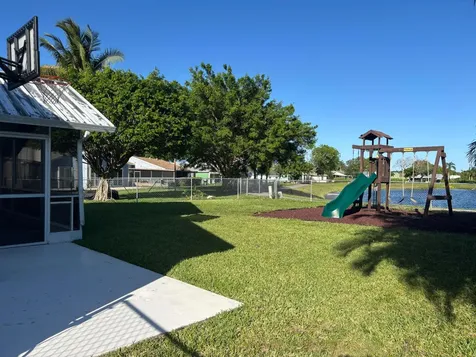5415 Courtney Circle Boynton Beach FL 33472