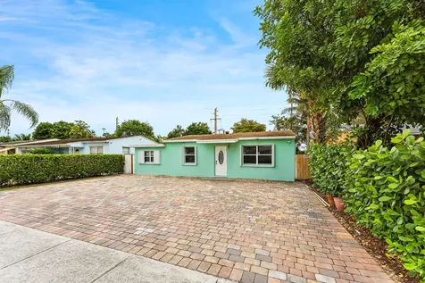 522 Jackson Avenue Greenacres FL 33463