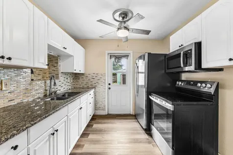 522 Jackson Avenue Greenacres FL 33463