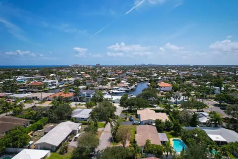 5111 NE 27th Terrace NE Lighthouse Point FL 33064