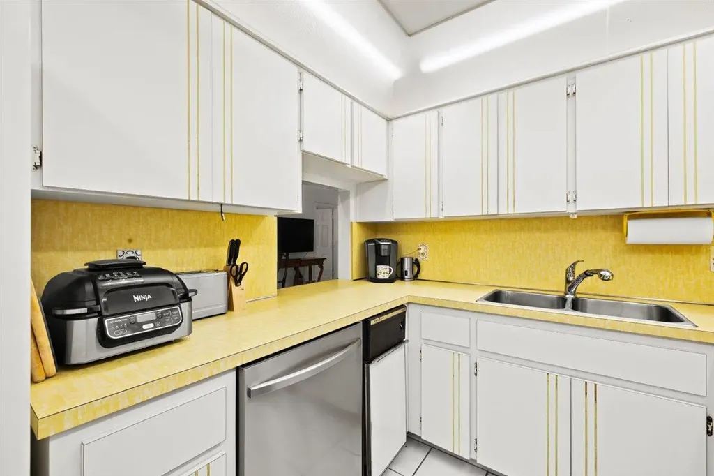 6783 Tiburon Circle Boca Raton FL 33433