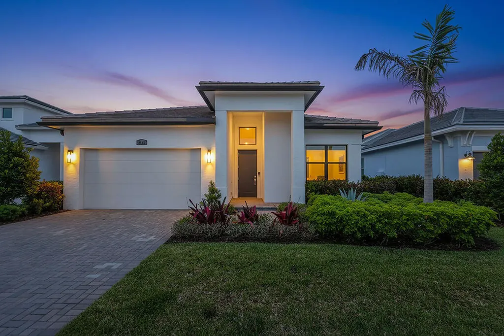 9114 SW Arco Way Port St Lucie FL 34987
