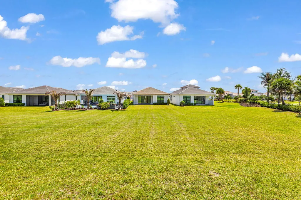 9114 SW Arco Way Port St Lucie FL 34987