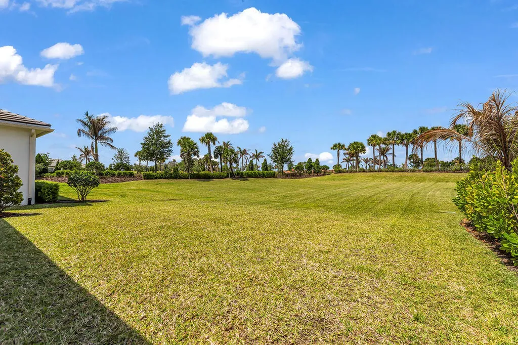 9114 SW Arco Way Port St Lucie FL 34987
