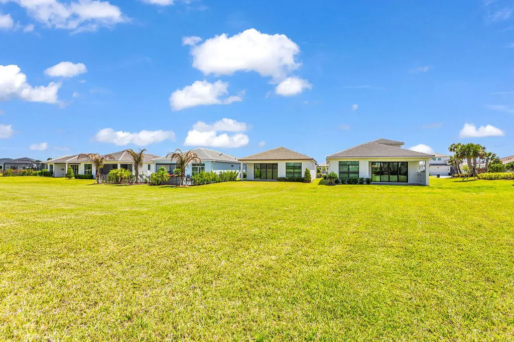 9114 SW Arco Way Port St Lucie FL 34987