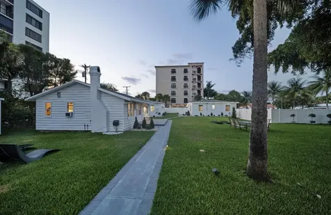 2317 N Ocean Boulevard E Fort Lauderdale FL 33305