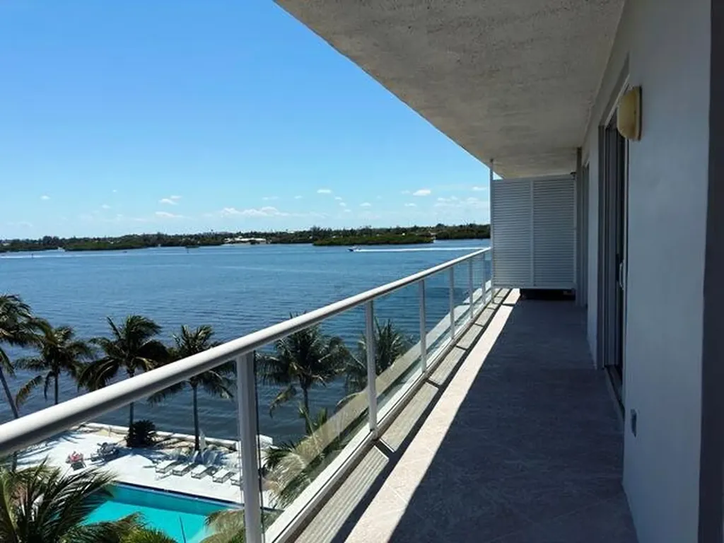 2560 S Ocean Boulevard Palm Beach FL 33480