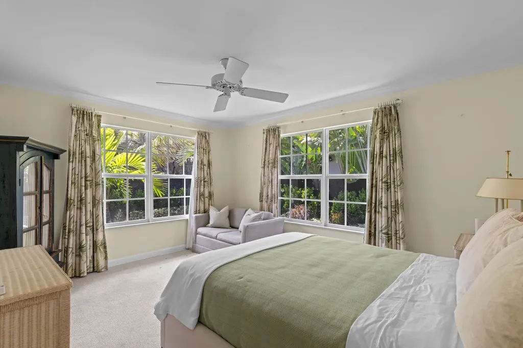 1554 N Ocean Way Palm Beach FL 33480