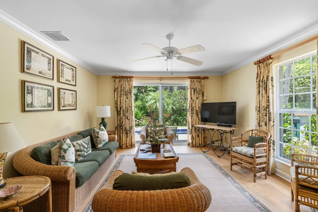 1554 N Ocean Way Palm Beach FL 33480