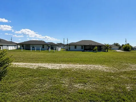 4318 NW 35th Street Cape Coral FL 33993