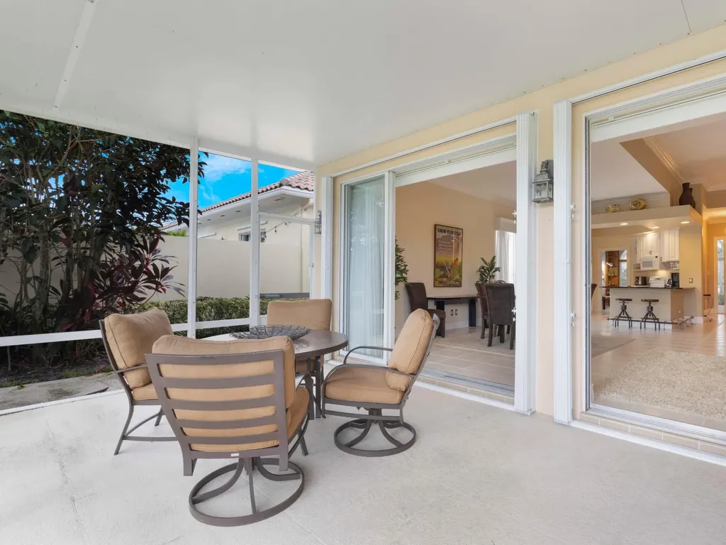 8292 Dominica Place Wellington FL 33414
