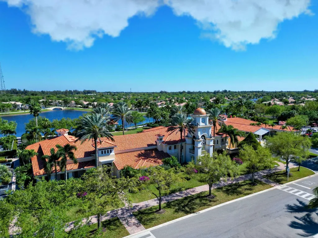 8292 Dominica Place Wellington FL 33414