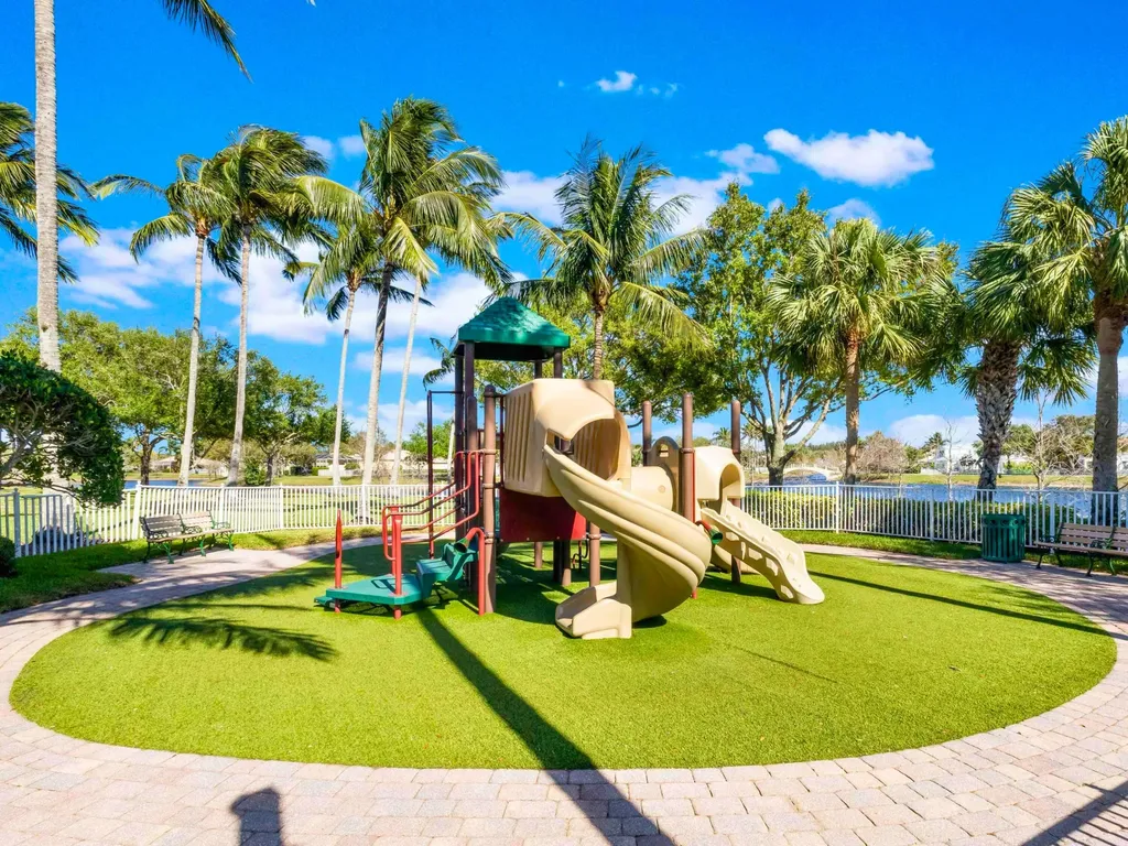 8292 Dominica Place Wellington FL 33414