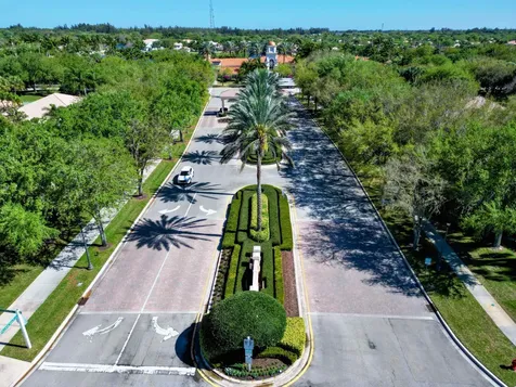 8292 Dominica Place Wellington FL 33414