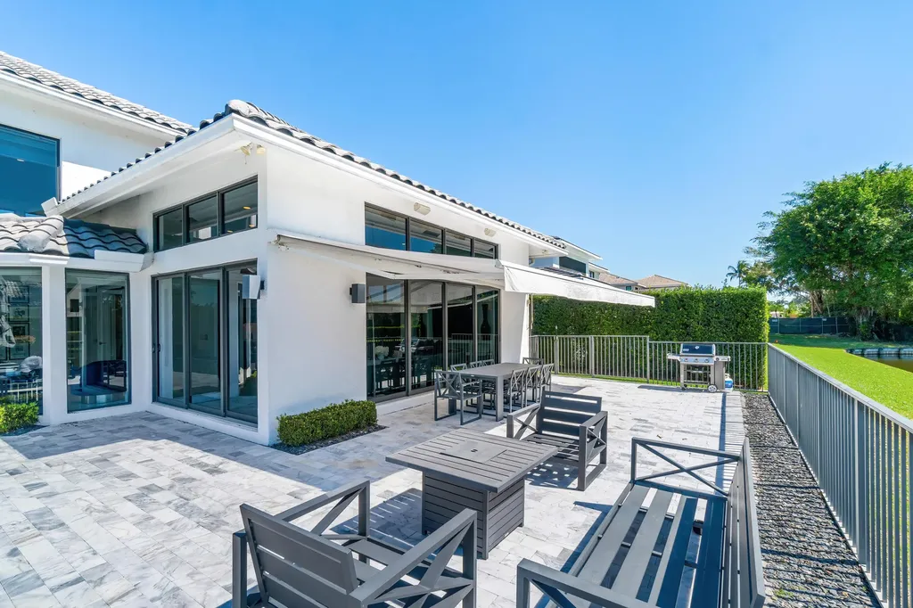 3258 Westminster Drive Boca Raton FL 33496