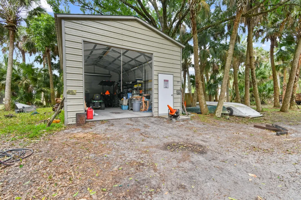 9340 Carlton Road Port St Lucie FL 34987
