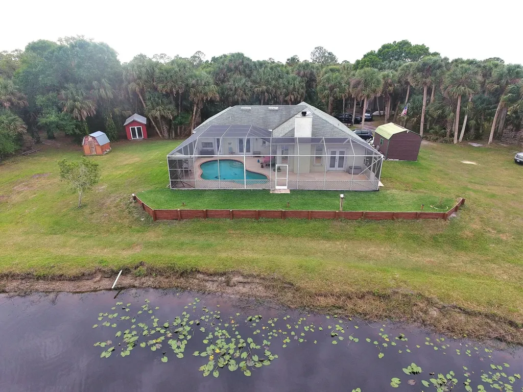 9340 Carlton Road Port St Lucie FL 34987