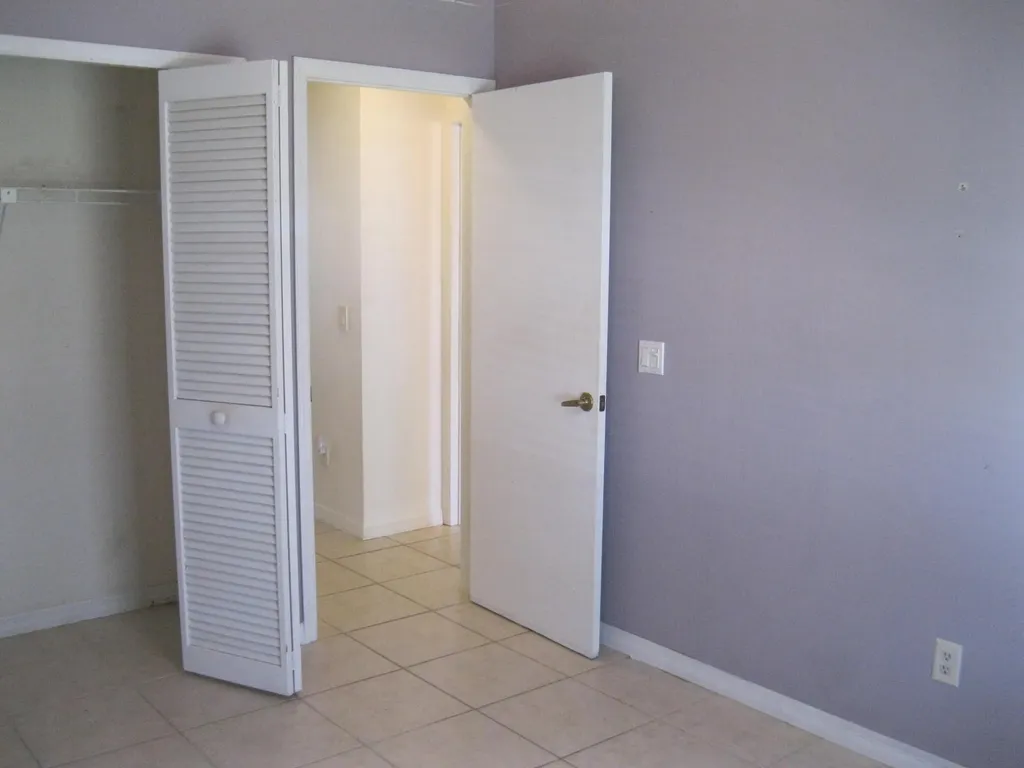2291 SW Jay Avenue Port St Lucie FL 34953