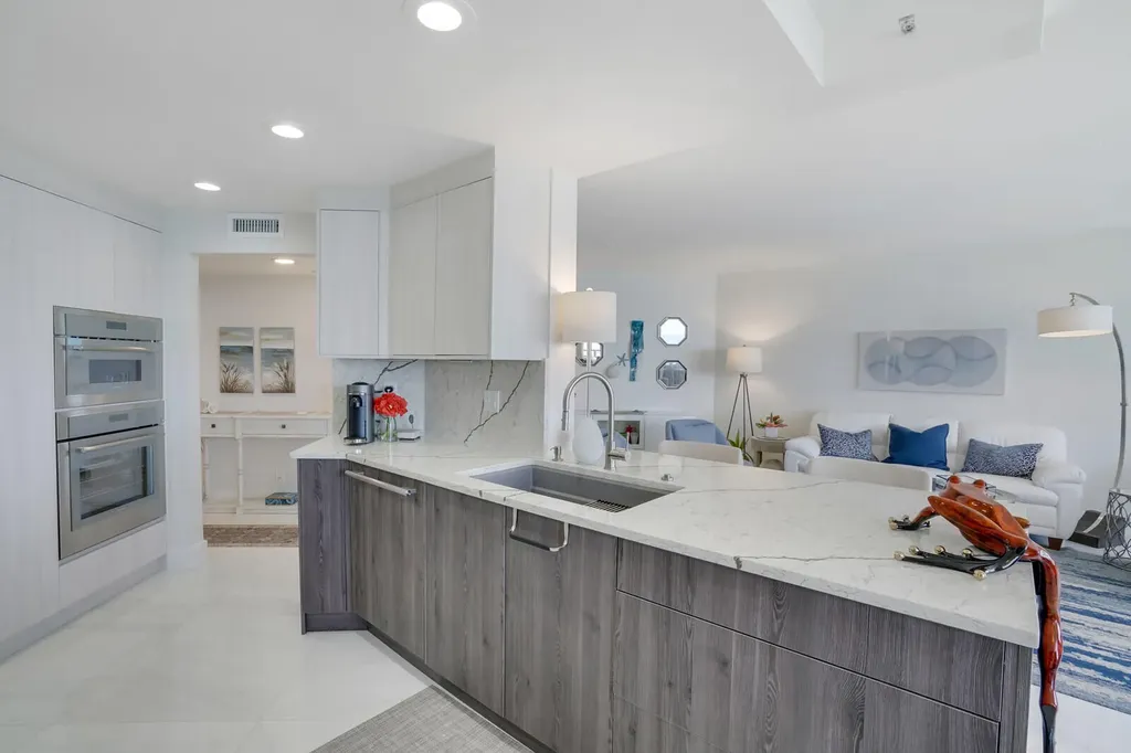 3560 S Ocean Boulevard South Palm Beach FL 33480