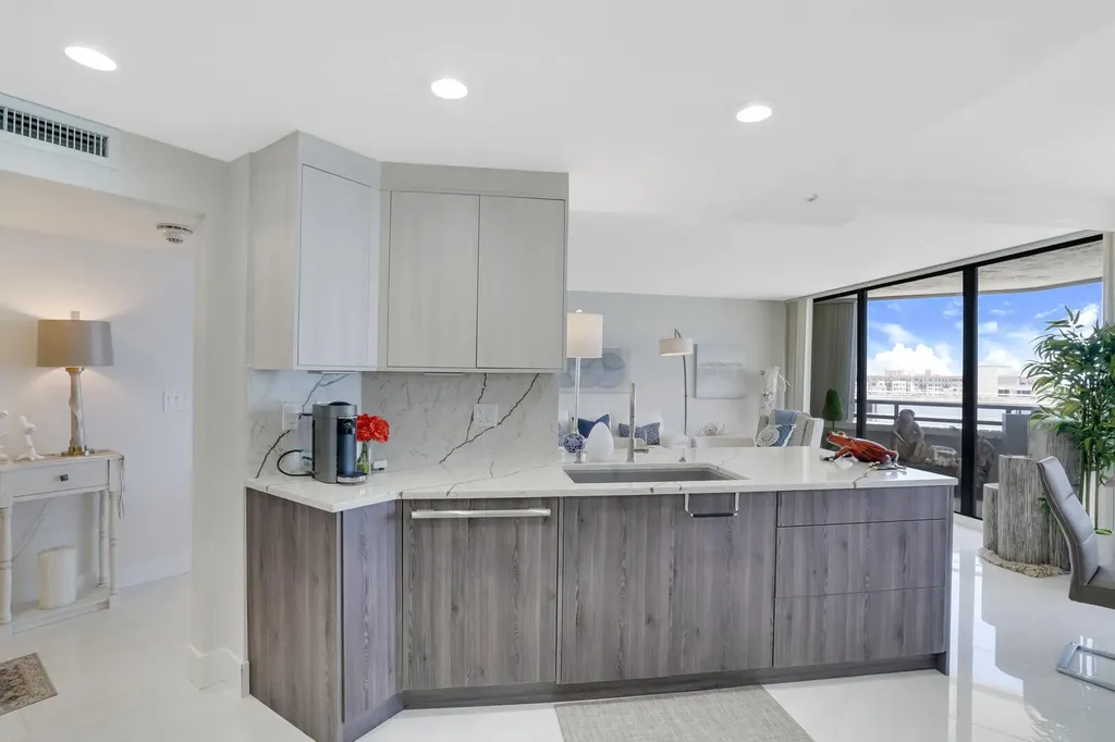 3560 S Ocean Boulevard South Palm Beach FL 33480
