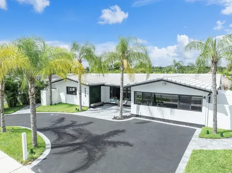 4875 NE 18th Avenue Oakland Park FL 33334