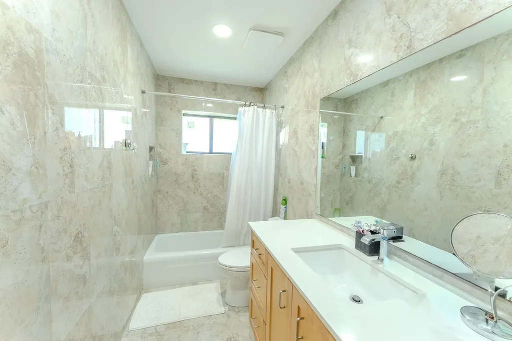 7520 NW 8th Court Plantation FL 33317