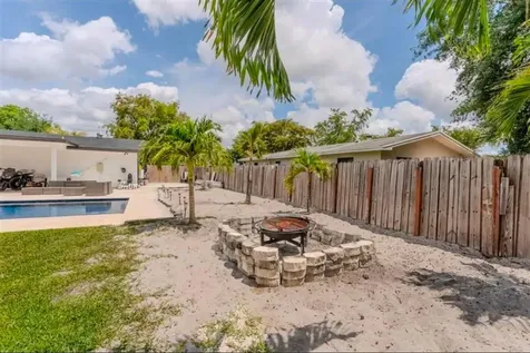 7520 NW 8th Court Plantation FL 33317
