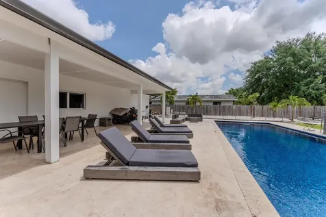 7520 NW 8th Court Plantation FL 33317