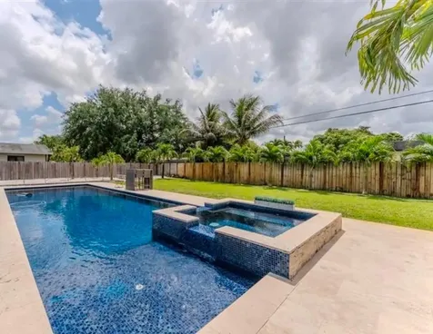 7520 NW 8th Court Plantation FL 33317