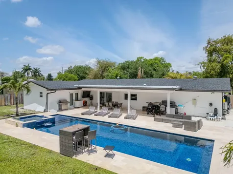 7520 NW 8th Court Plantation FL 33317