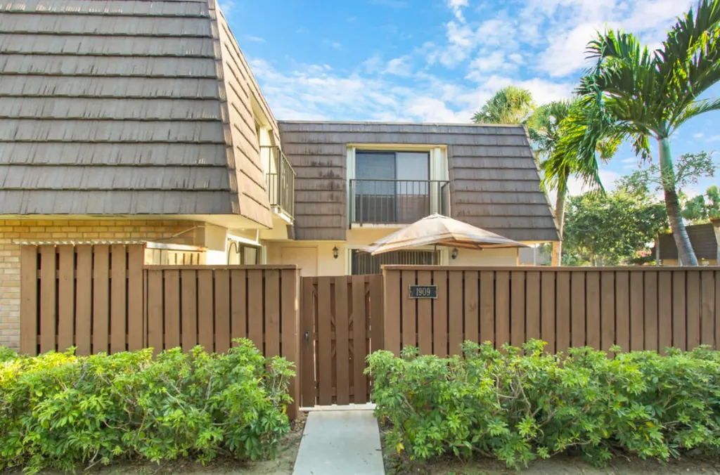 1909 19th Court Jupiter FL 33477