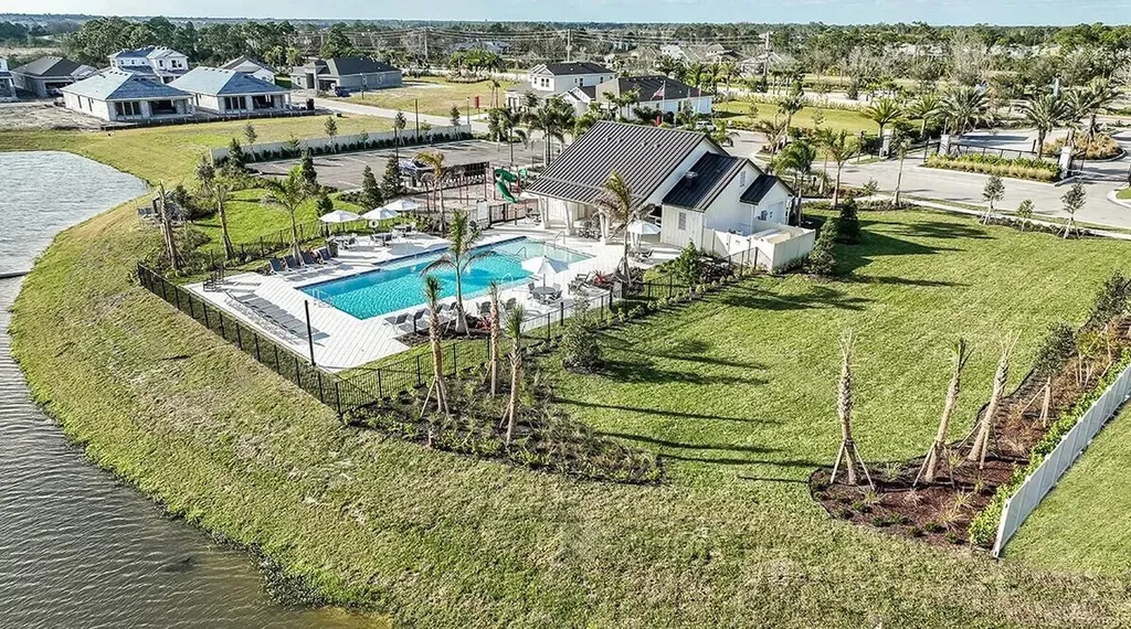 3594 SE Cedarstone Place Port St Lucie FL 34984