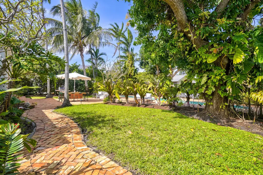 411 26th Street West Palm Beach FL 33407