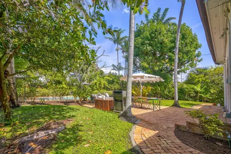 411 26th Street West Palm Beach FL 33407