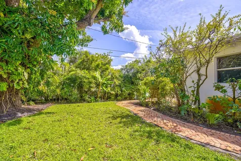 411 26th Street West Palm Beach FL 33407
