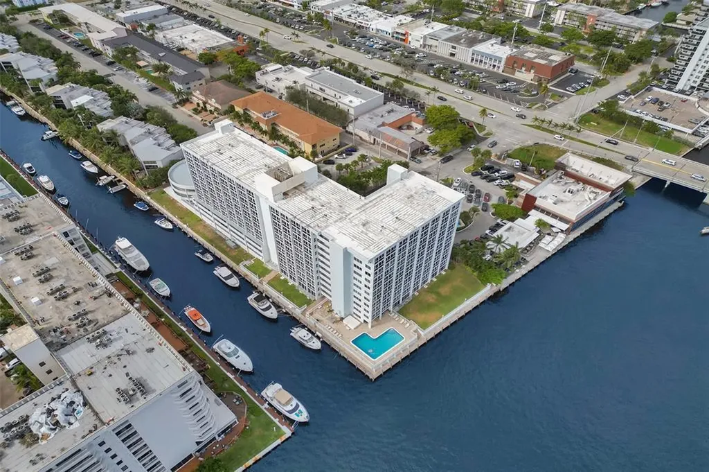 3100 NE 49th Street Fort Lauderdale FL 33308