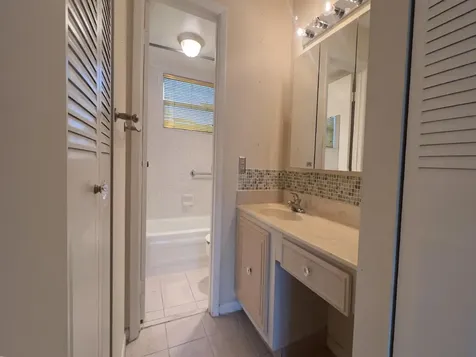 8105 NW 61st Street Tamarac FL 33321