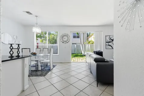 4162 Winnipeg Way West Palm Beach FL 33409