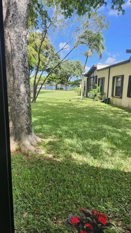 532 Briarwood Circle Hollywood FL 33024