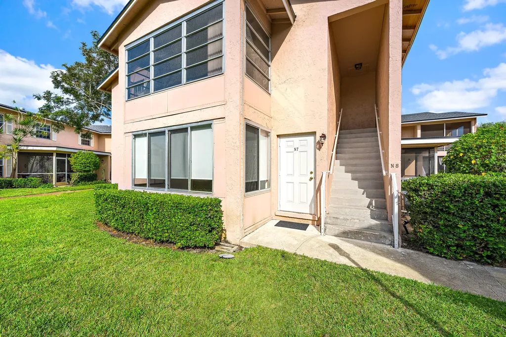 12386 Alternate A1a Palm Beach Gardens FL 33410