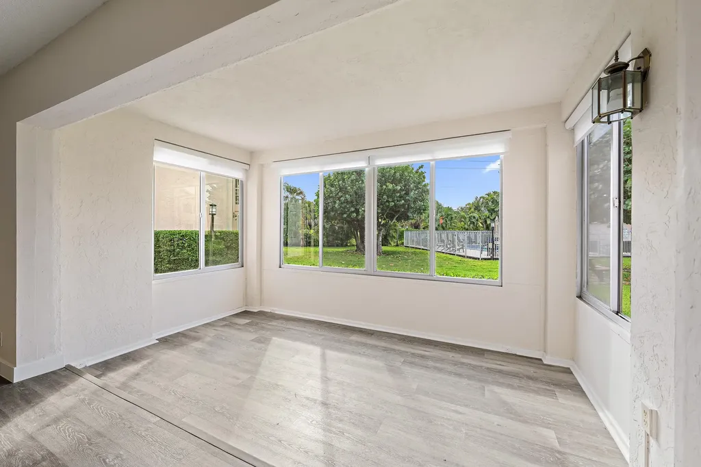 12386 Alternate A1a Palm Beach Gardens FL 33410