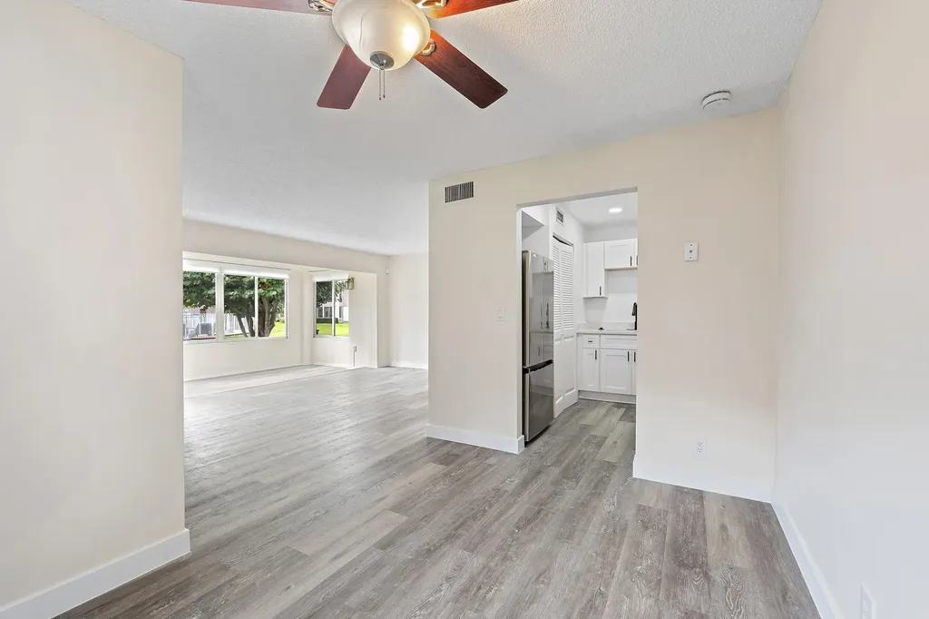 12386 Alternate A1a Palm Beach Gardens FL 33410