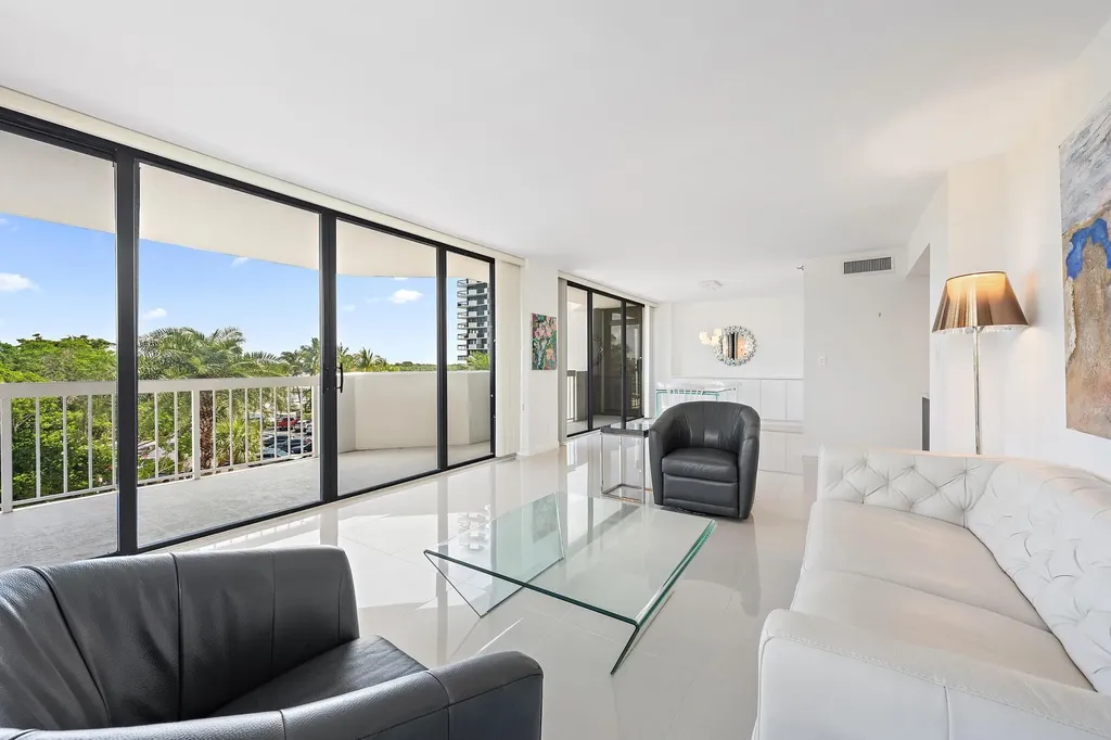 123 Lakeshore Drive North Palm Beach FL 33408